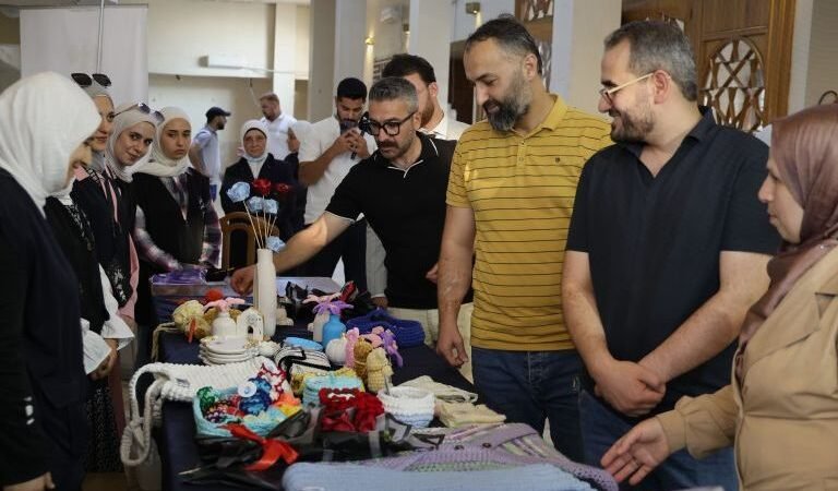 حماة تطلق سوقاً للمنتجات الصديقة للبيئة لدعم المبادرات المجتمعية