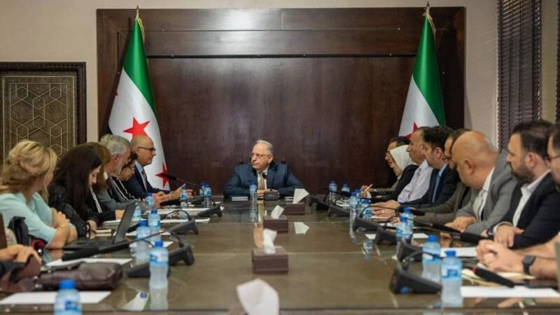 وزارة المالية تبحث مع بعثة صندوق النقد الدولي تطوير القوانين الضريبية