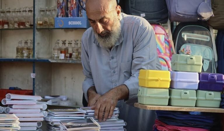 مهرجان «هلا مدرستي» في الرقة يوفر المستلزمات بأسعار تنافسية