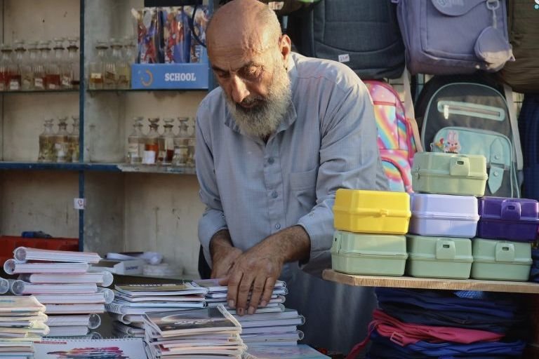 مهرجان «هلا مدرستي» في الرقة يوفر المستلزمات بأسعار تنافسية