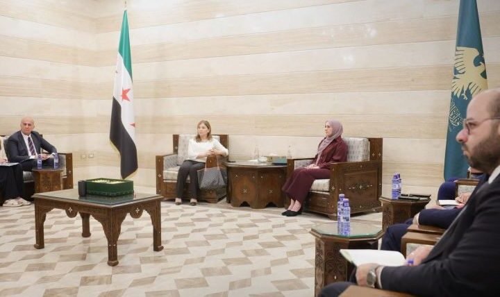 الخارجية السورية تبحث مع مفوضية اللاجئين آليات التعاون المستقبلي