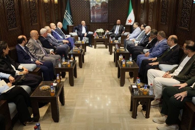 اتحاد غرف التجارة يبحث مع الجمعية السورية في بريطانيا تطوير الشراكات