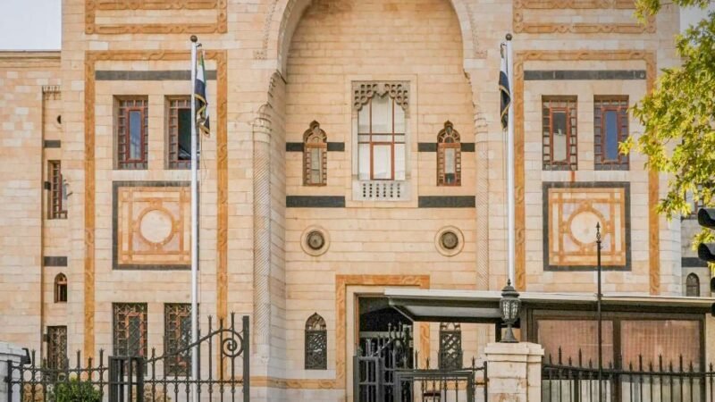 مجلس الشعب يؤجل جلسة الاستماع لوزير الطاقة إلى الأحد المقبل