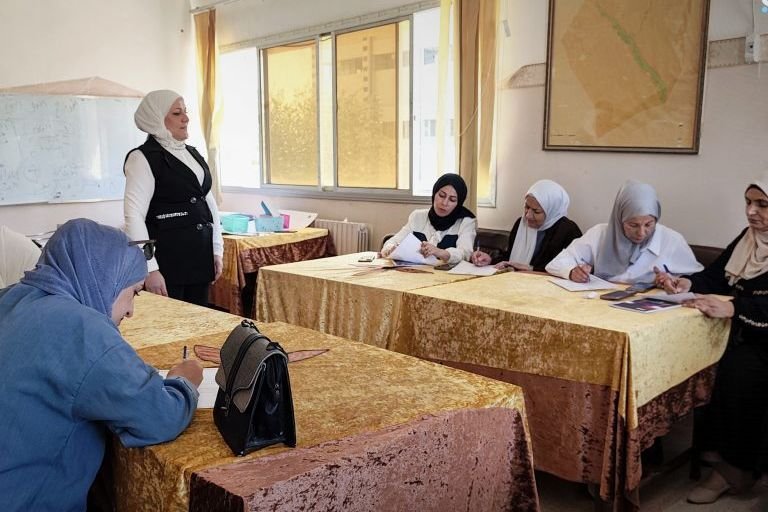 دورة تدريبية في دير الزور حول إدارة المشاريع الاحترافية