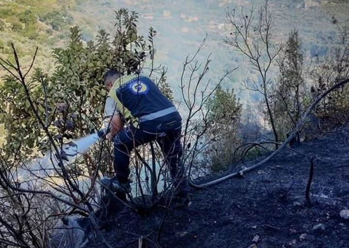 وفاة وإصابة 24 شخصاً بحوادث سير واستجابة لـ 100 حريق في سوريا