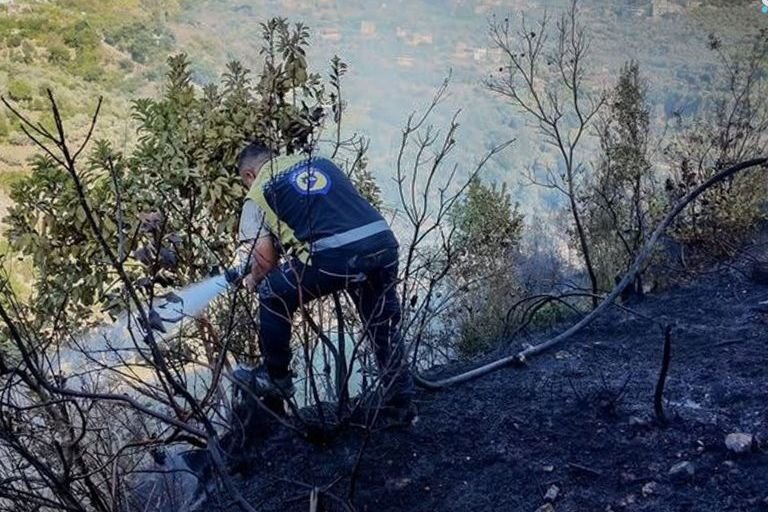 وفاة وإصابة 24 شخصاً بحوادث سير واستجابة لـ 100 حريق في سوريا