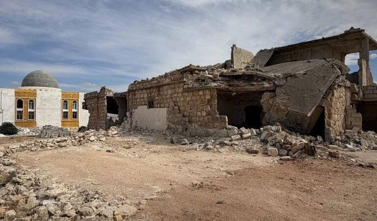 أهالي قرية باشكوي بريف حلب يطالبون بتأهيل الخدمات والبنية التحتية