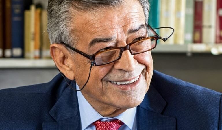 رحيل الباحث والمترجم السوري قاسم المقداد عن عمر ناهز 75 عاماً