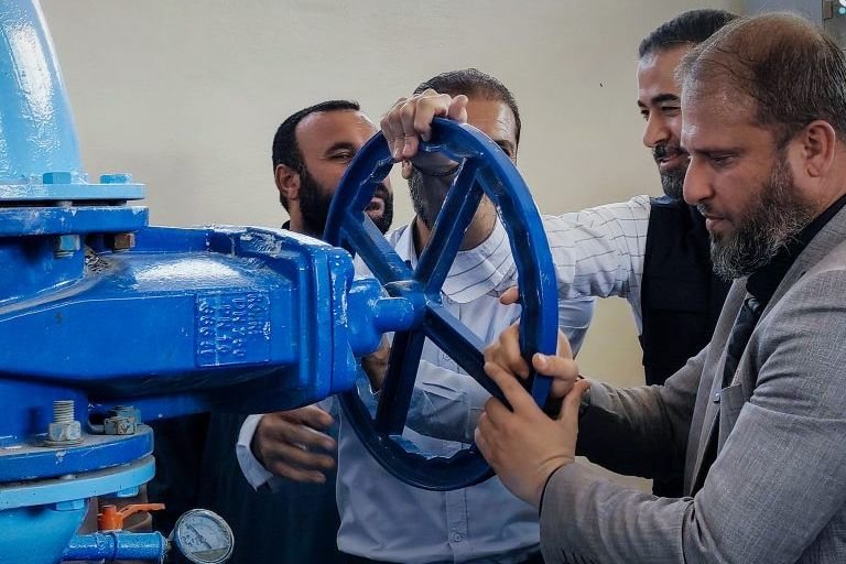 إعادة تشغيل محطتي مياه في دير الزور لخدمة 28 ألف نسمة