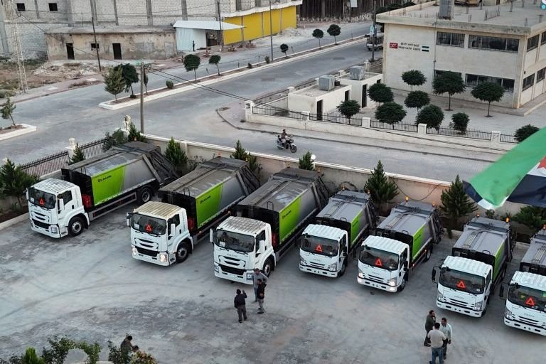 تعزيز خدمات النظافة في الباب والراعي بريف حلب بآليات جديدة