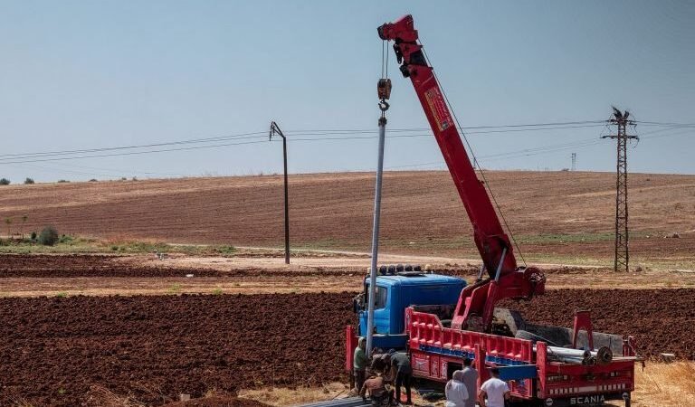 بدء أعمال تأهيل البئر الغربي المغذي لمدينة كرناز في حماة
