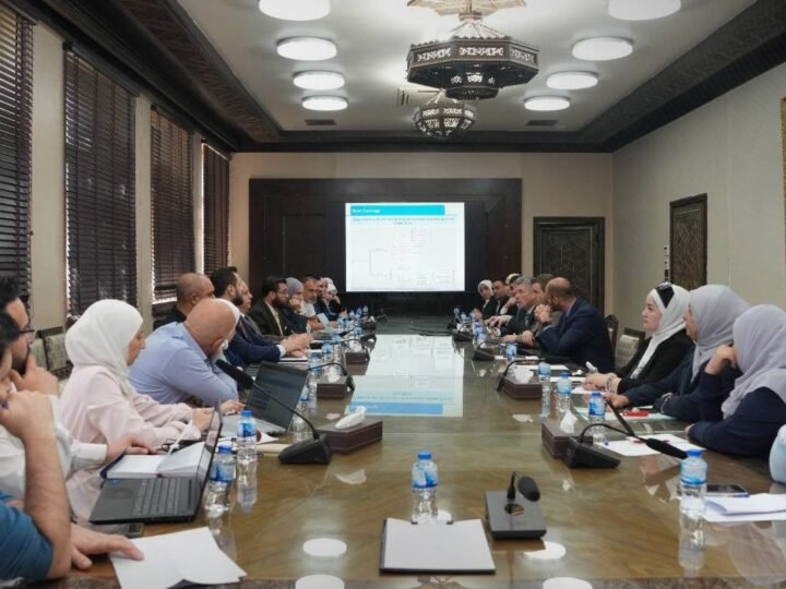 وزارة المالية تبحث تطوير أدوات تقييم الدين العام بالتعاون مع البنك الدولي