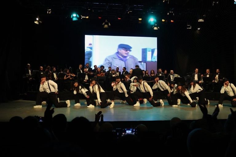 «نوستالجيا» يستعيد ذاكرة الفن السوري على مسرح الحمراء بدمشق