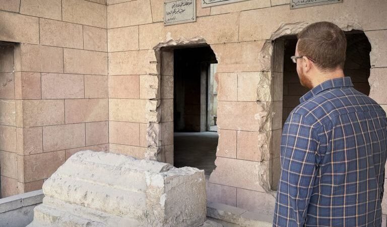 ناجٍ من مجزرة سوق معرة النعمان يستعيد تفاصيل يوم في 2017