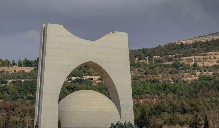انخفاض درجات الحرارة في سوريا مع فرص لهطول أمطار رعدية