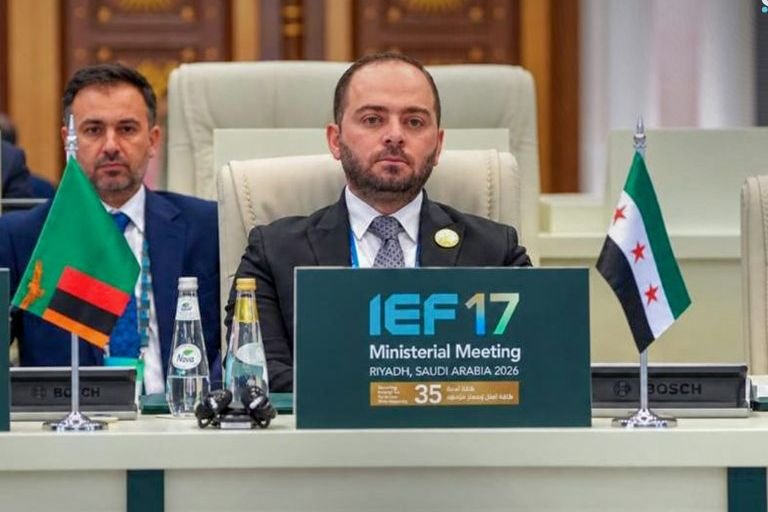 الشركة السورية للبترول تبحث في الرياض فرص تأهيل قطاع الطاقة
