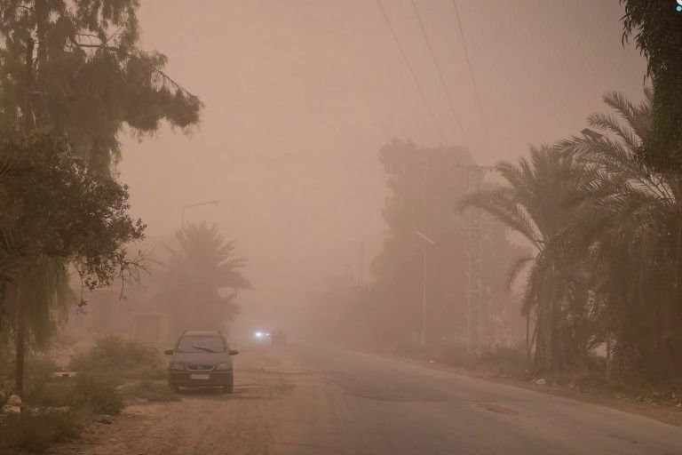 تحذيرات من أجواء سديمية ومغبرة تضرب المحافظات الشرقية في سوريا