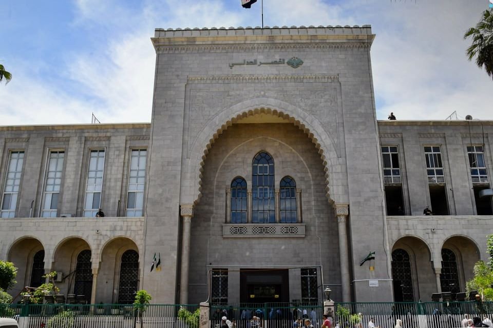 محكمة الجنايات الرابعة بدمشق تعقد 19 جلسة لمحاكمة متهمين بجرائم حرب
