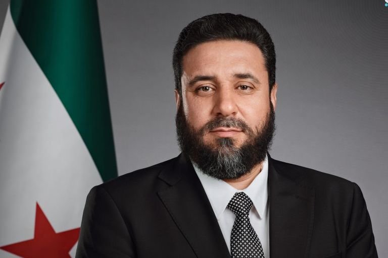 ماهر خليل الحسن: مسيرة مهنية بين الإدارة الحكومية والقطاع النفطي