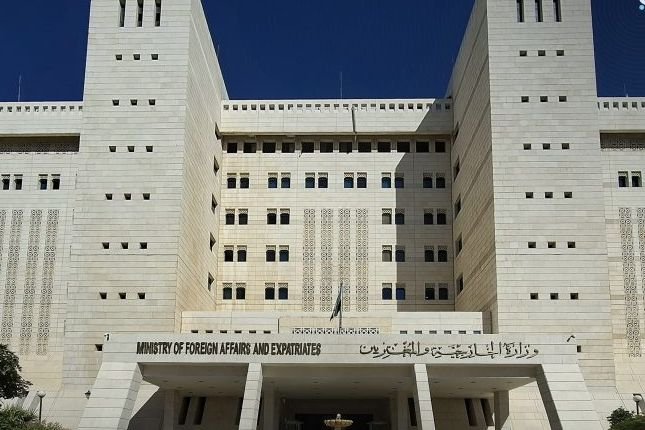 سوريا تدين مقتل شاب بريف درعا وتعتبره انتهاكاً لسيادتها