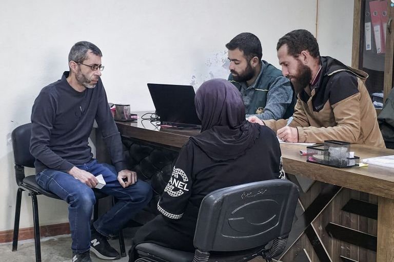 جسر الشغور: بدء تسجيل ذوي الإعاقة لإصدار بطاقات تعريفية
