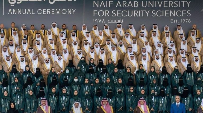 وفد من وزارة الداخلية السورية يشارك في تخريج دفعة من جامعة نايف العربية