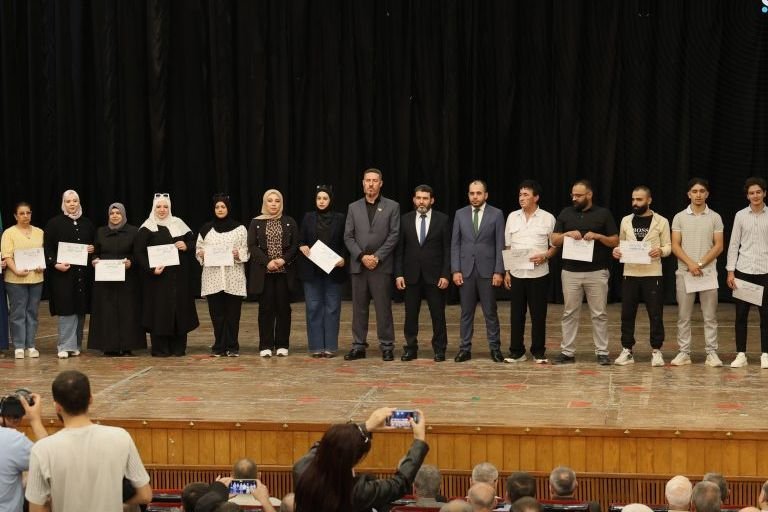 اتحاد الحرفيين في حماة يكرم 150 حرفياً متميزاً